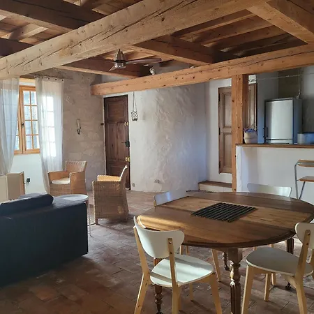 Apartment Maison Atypique Coeur De Village Historique