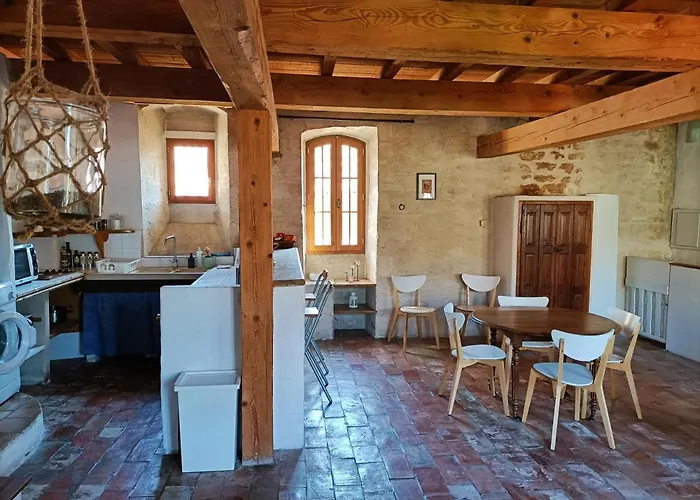 Maison Atypique Coeur De Village Historique Διαμέρισμα Villeneuve-lès-Avignon